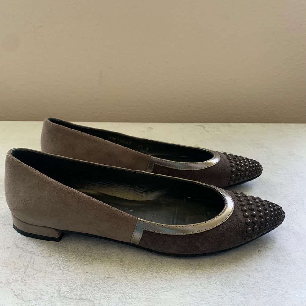 Stuart Weitzman 6.5‎ N Flats Taupe Suede Studded Pointed Toe Metallic UW 10085 - Picture 3 of 12